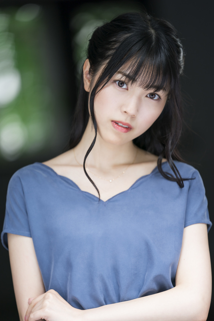『声優 石原夏織 1st写真集 タイトル未定』（撮影：木村智哉）