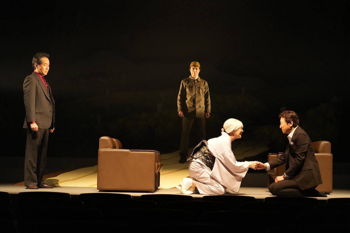 舞台＜ワインガールズ＞