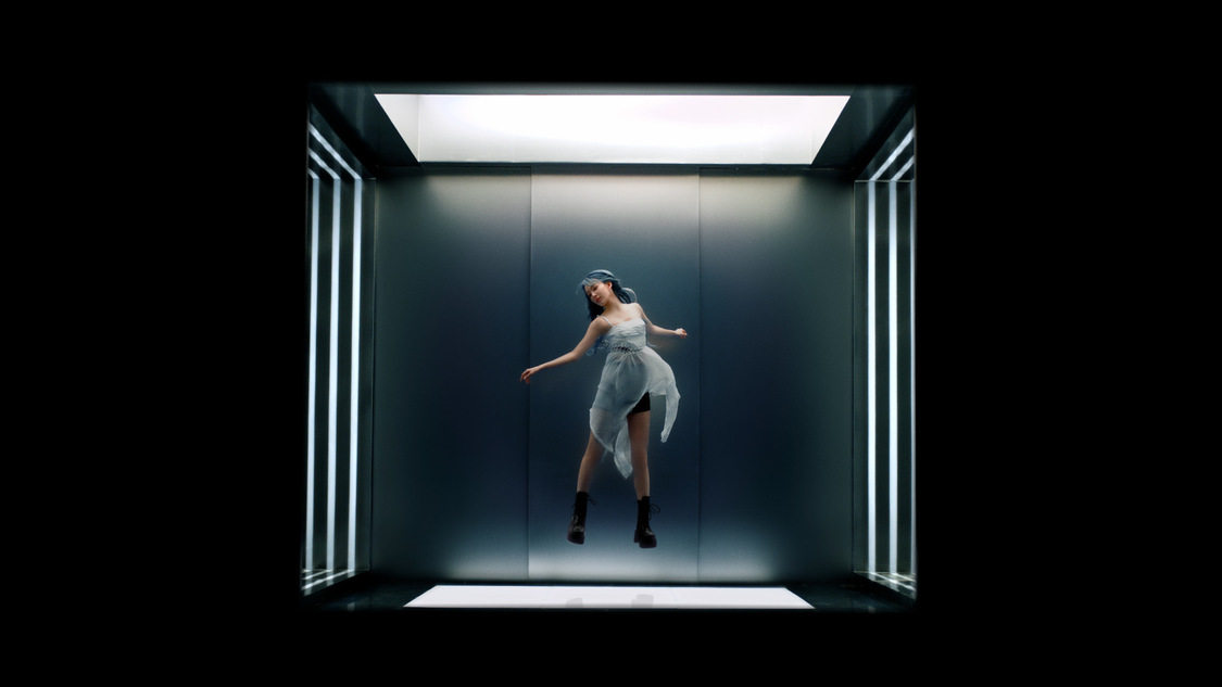 新CM『be honest to HAIR』場面写真