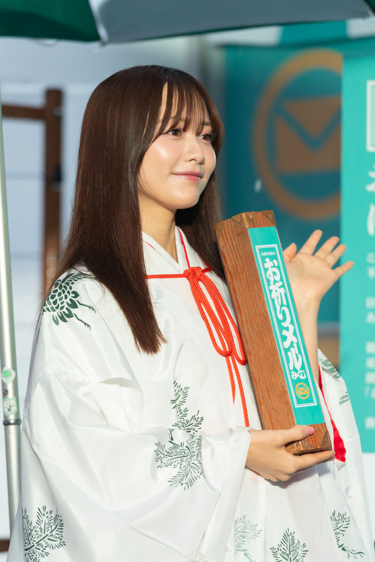 ＜ABABA『お祈りメールみくじ』＞オープニングイベント（2024年5月1日）