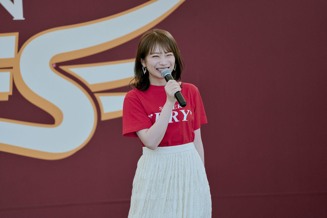 秋元真夏 東北楽天ゴールデンイーグルス対千葉ロッテ戦＜アサヒスーパードライデー＞PRイベント（2024年5月3日）