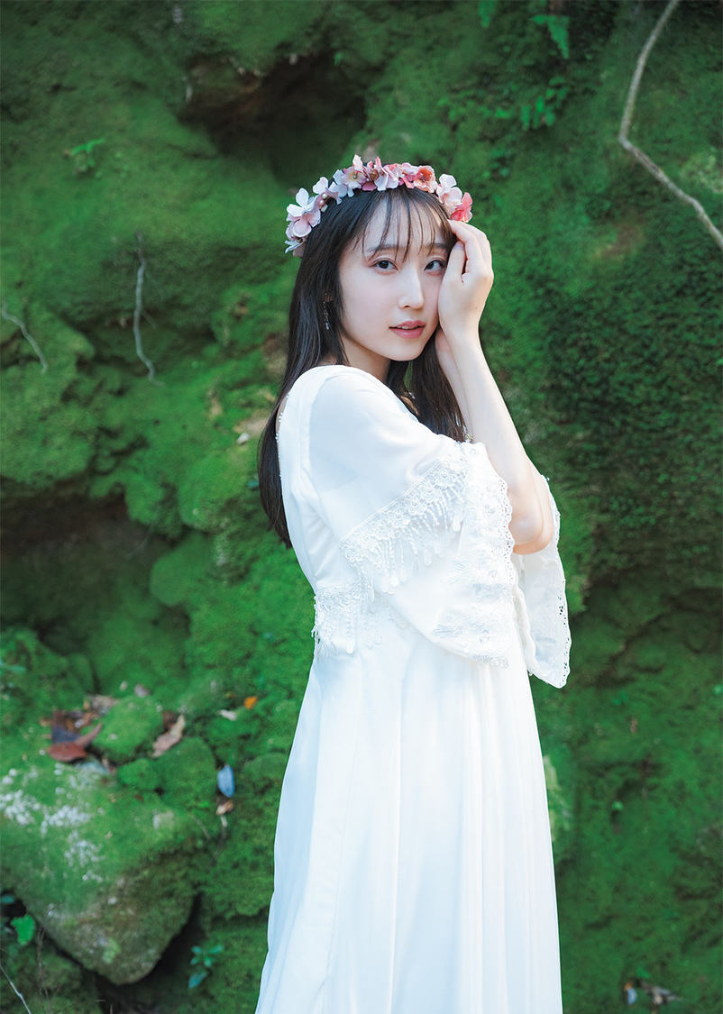 Juice=Juice 段原瑠々写真集『ルルイロ』