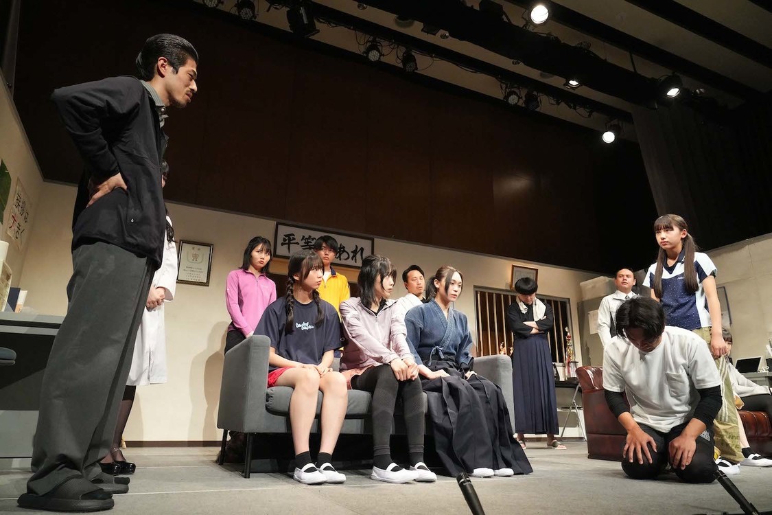 舞台＜体育教師たちの憂鬱＞