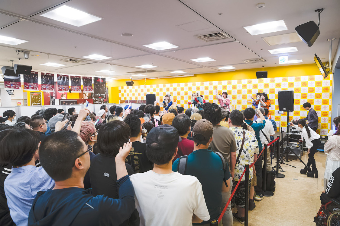 ＜ゆるめるモ！の再逆襲[Re:Counterattack]＞タワーレコード新宿店9F（2024年5月19日）