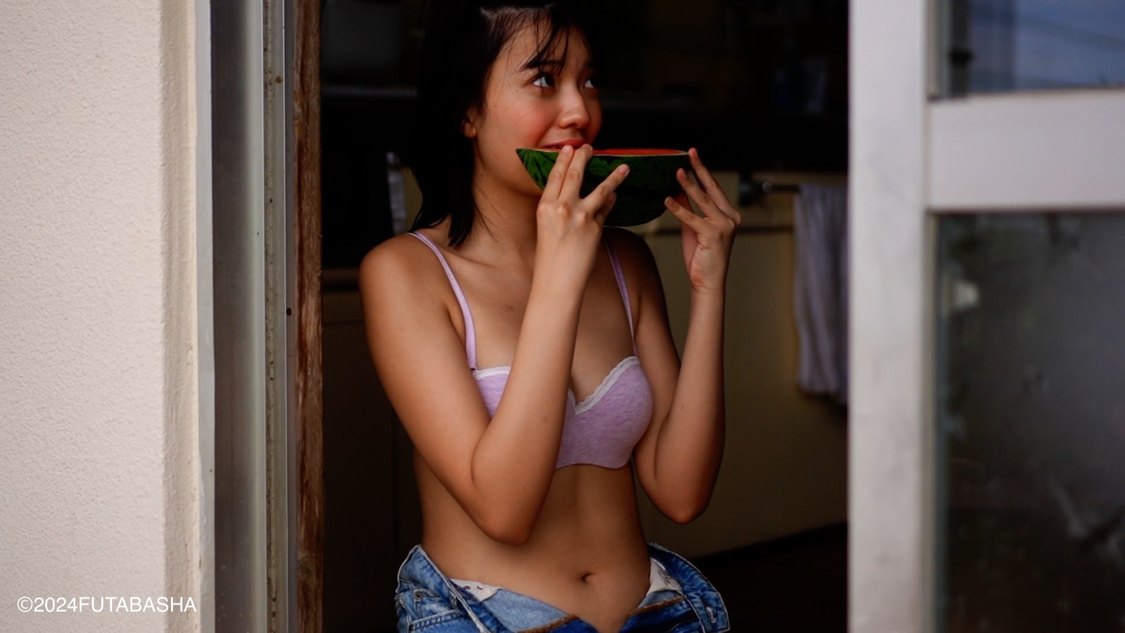 石井優希1st写真集メイキングダイジェストムービー