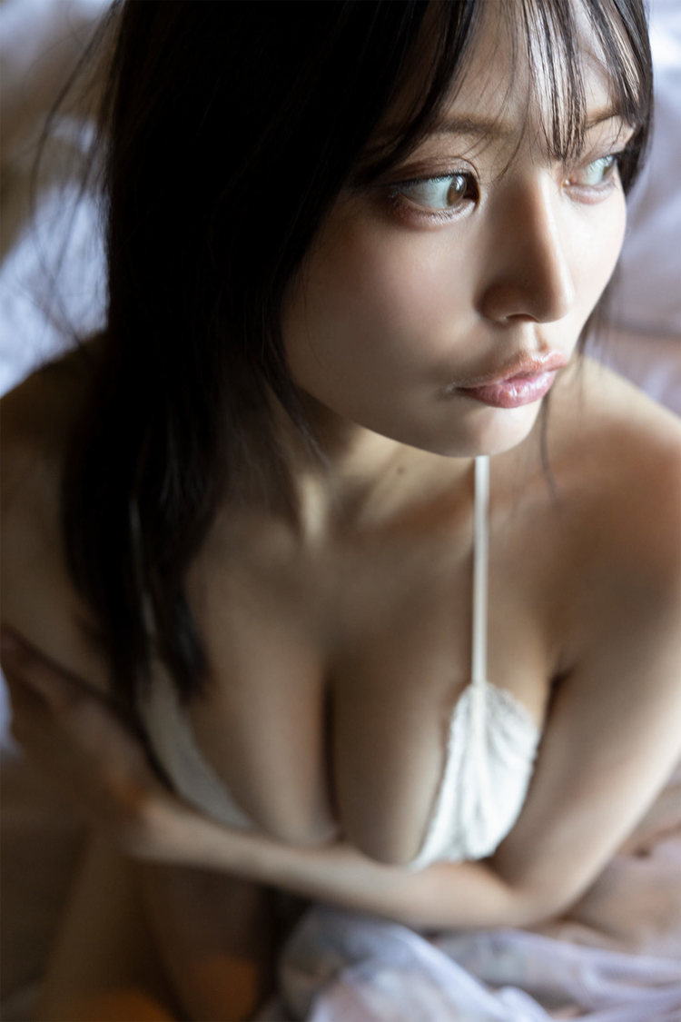 『SPA! デジタル写真集 似鳥沙也加「セクシードラゴン」』