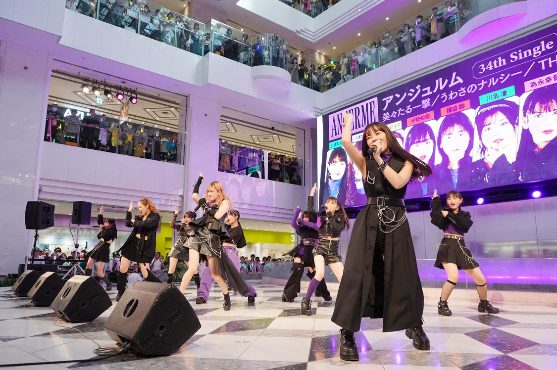 アンジュルム＜34thシングル「美々たる一撃/うわさのナルシー/THANK YOU, HELLO GOOD BYE」発売記念ミニライブ＆お見送り会イベント＞サンシャインシティ噴水広場（2024年6月12日）