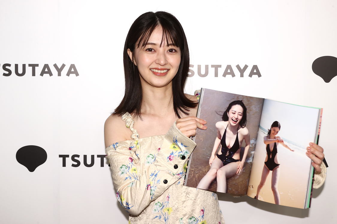 逢沢りな＜写真集『月刊 逢沢りな』発売記念イベント＞SHIBUYA TSUTAYTA（2024年6月16日）