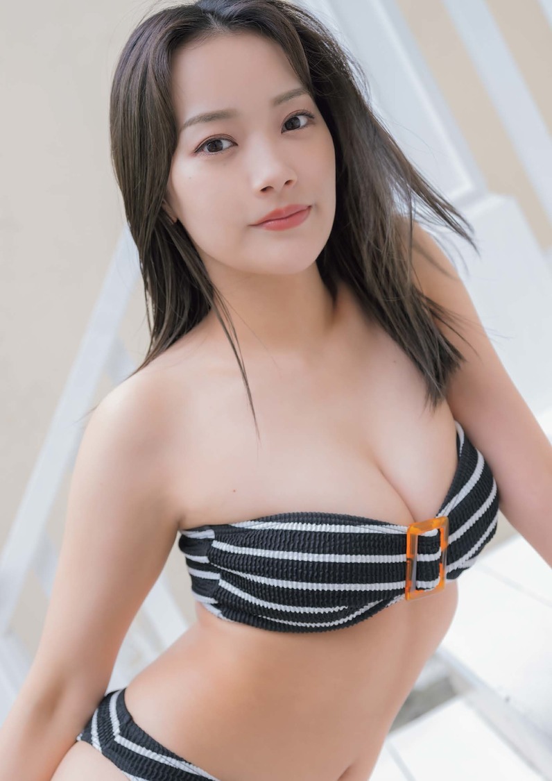 青科まき『GIRLS graph. 006』