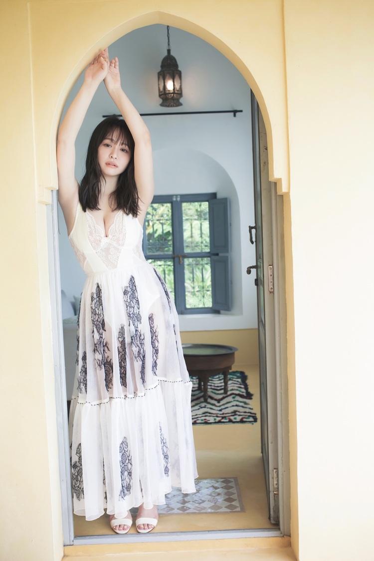 『ゆうこす写真集 チャーミング』（(C)桑島 智輝/講談社）