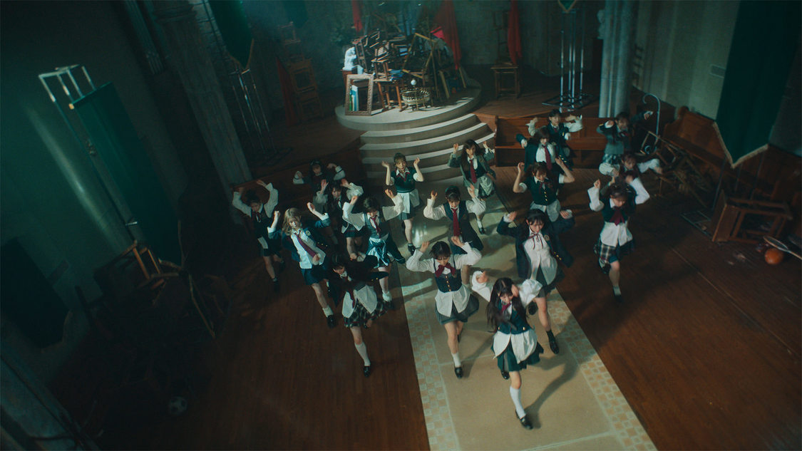 「恋　詰んじゃった」MV（©AKB48）