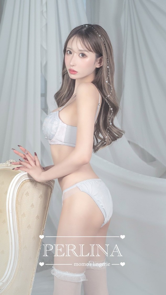 伊藤桃々『PERLINA』