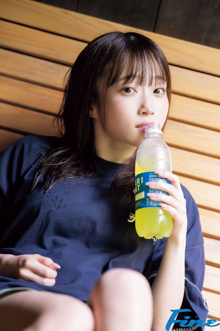岸みゆ（#ババババンビ）『Fine特別編集 SUNNY GIRL vol.05』アザーカット（(C)日之出出版/Fine）