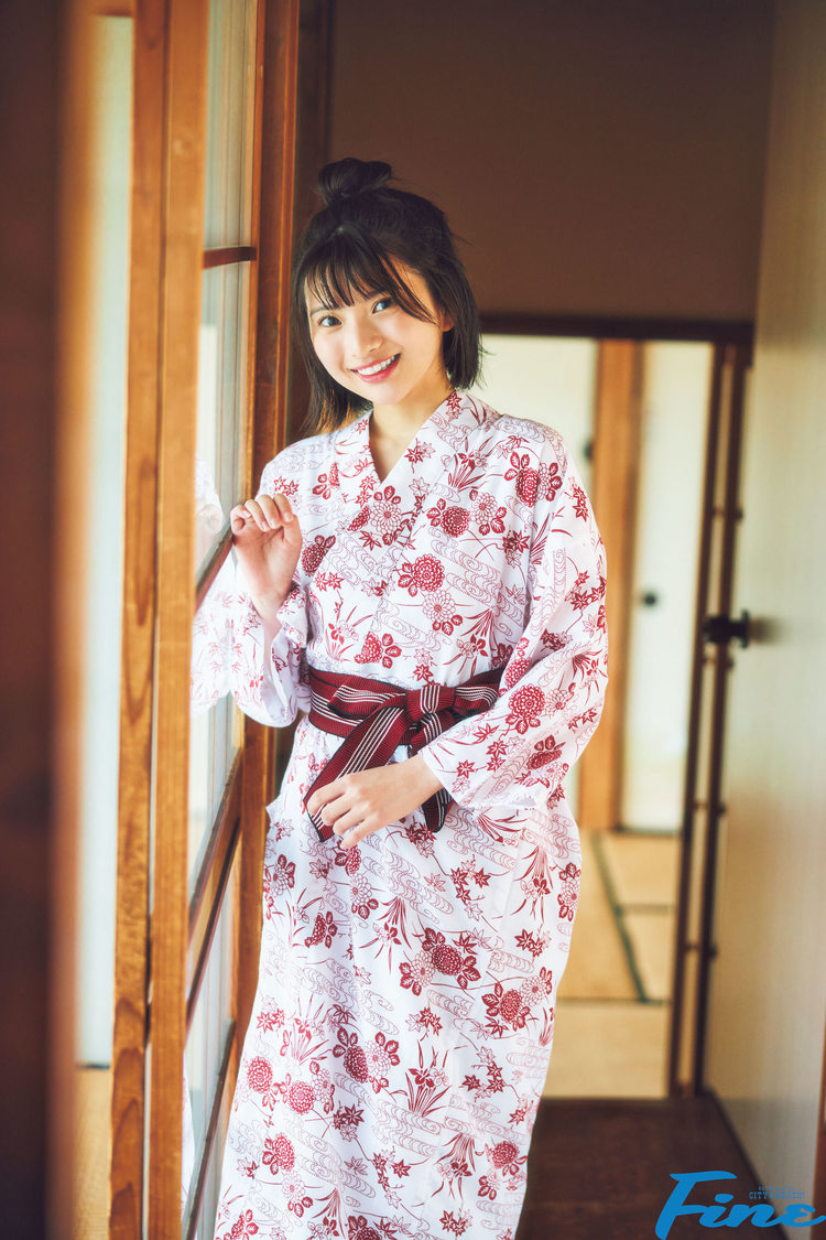 姫野ひなの『Fine特別編集 SUNNY GIRL vol.05 ゼロイチファミリアのアイドル大集合スペシャル』アザーカット（（(C)日之出出版/Fine））