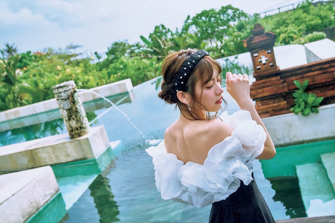 『真楪伶 1st写真集 奇跡と出会った瞬間』先行カット第3弾（(C)KADOKAWA (C)ILLUMINUS/CANVAS PHOTO/ You Ishii）