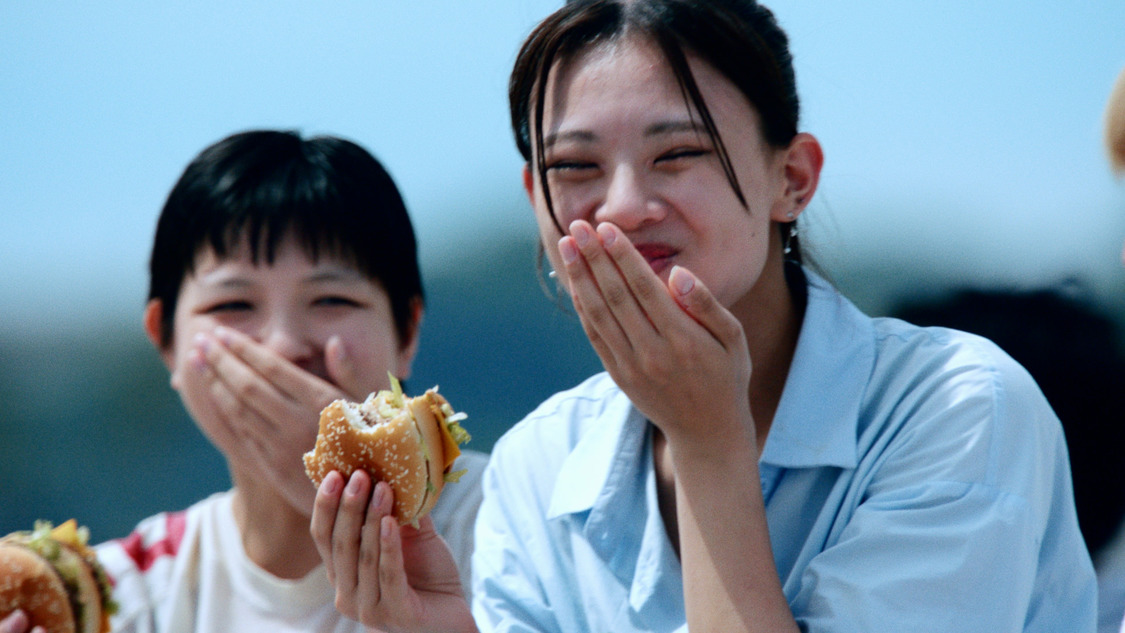 新TV-CMビッグマック「あしたも、笑おう。」篇（60秒）