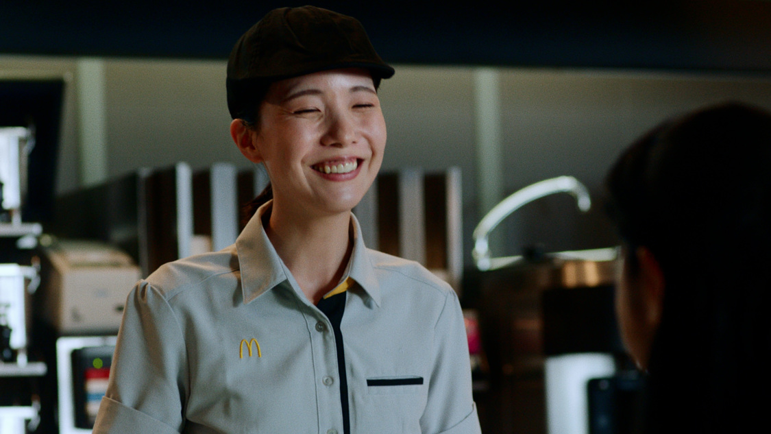 新TV-CMビッグマック「あしたも、笑おう。」篇（60秒）