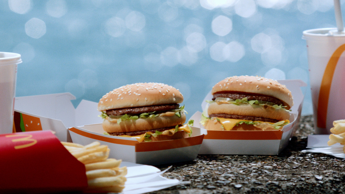 新TV-CMビッグマック「あしたも、笑おう。」篇（105秒）