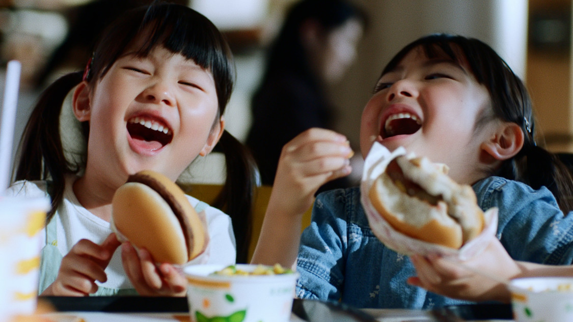 新TV-CMビッグマック「あしたも、笑おう。」篇（105秒）