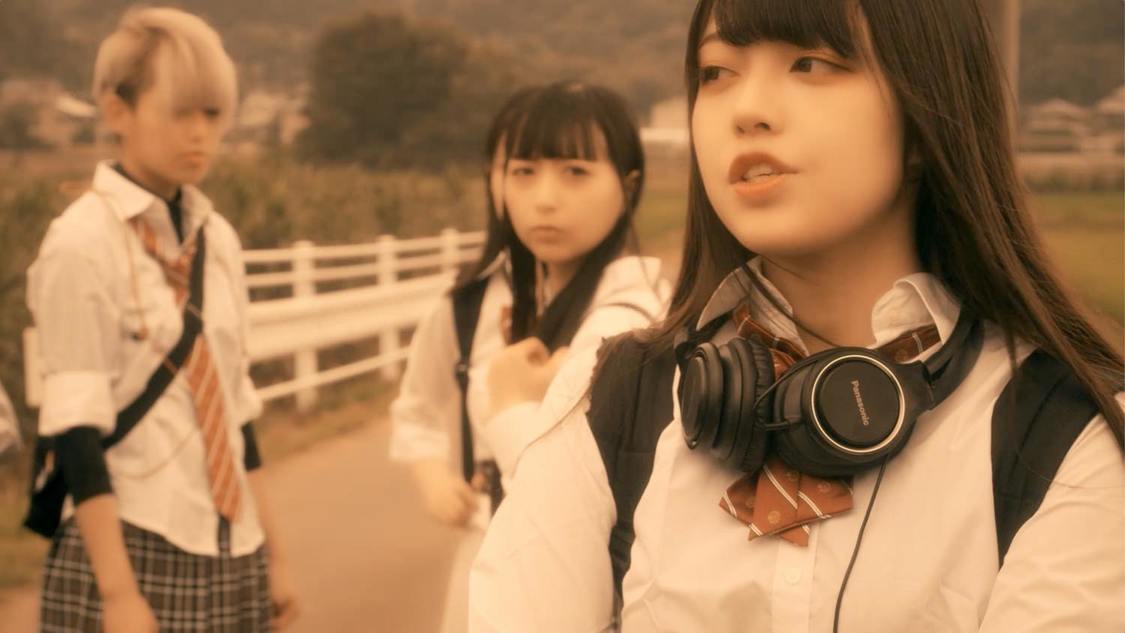 「夏声蝉時雨」MVより