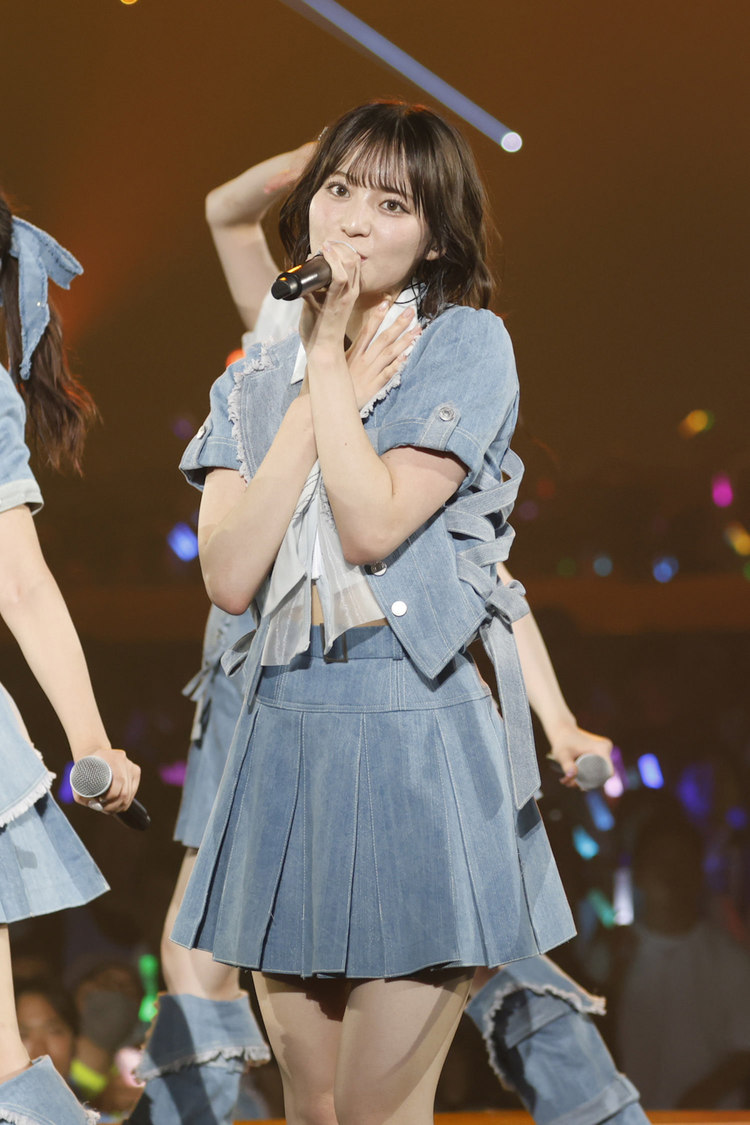 ＜≠ME 全国ツアー2024「やっ と、同じクラス」＞横浜アリーナ（2024年7月15日／©YOANI/KING RECORDS）