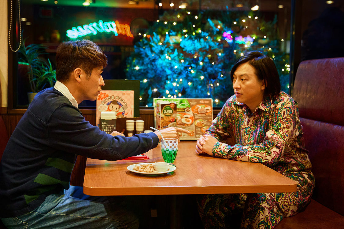 『映画THE3名様Ω～これってフツーに事件じゃね？！～』場面写真