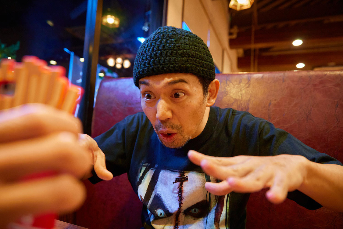 『映画THE3名様Ω～これってフツーに事件じゃね？！～』場面写真