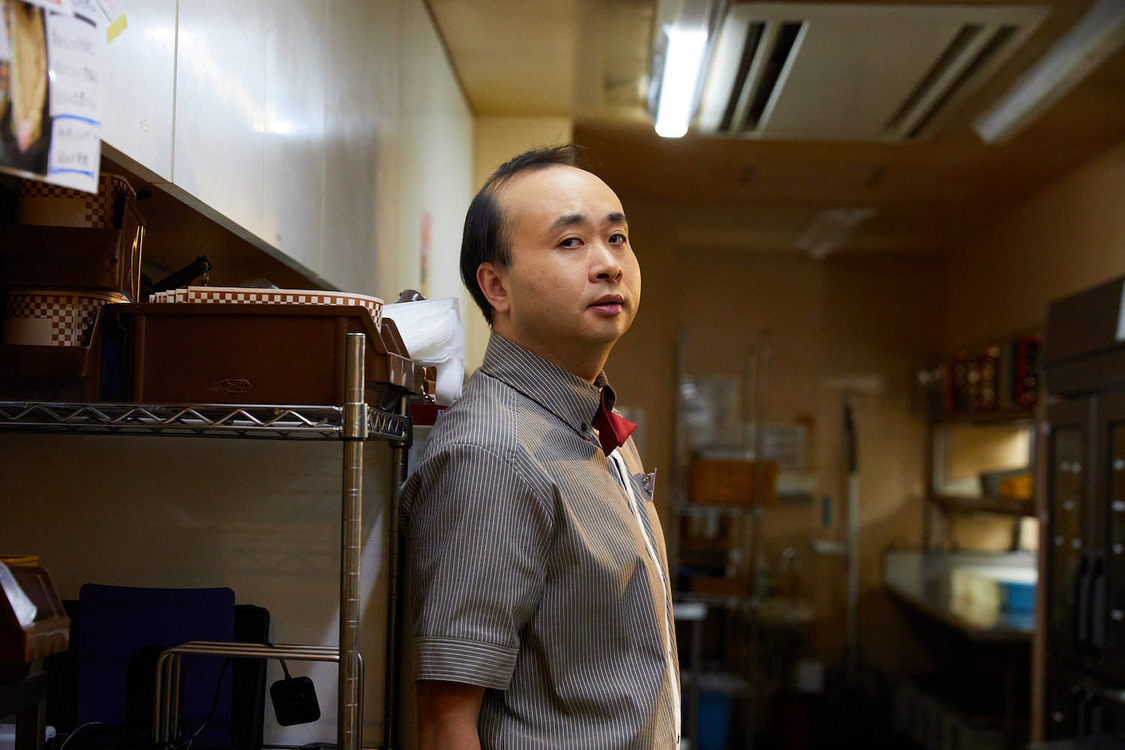 『映画THE3名様Ω～これってフツーに事件じゃね？！～』場面写真