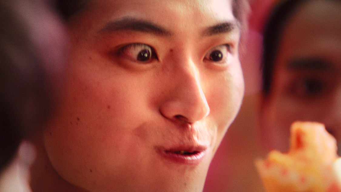 「チーズベーコンポテトパイ」新TV-CM（15秒）場面写真