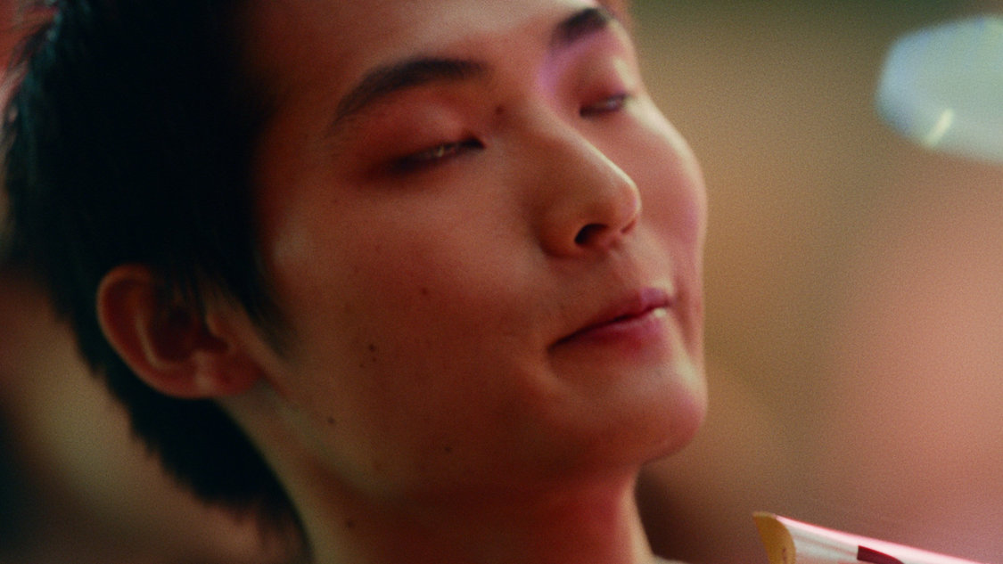 「チーズベーコンポテトパイ」新TV-CM（30秒）場面写真