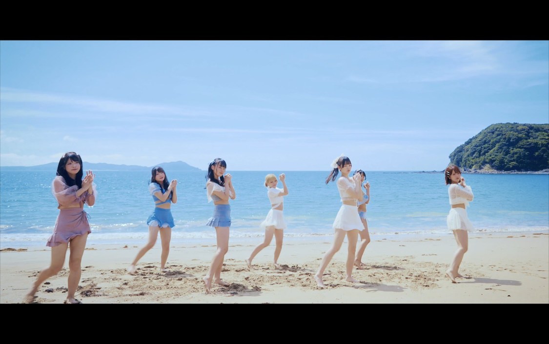 「渚のシンデレラ ～Summer Breeze～」MV場面写真