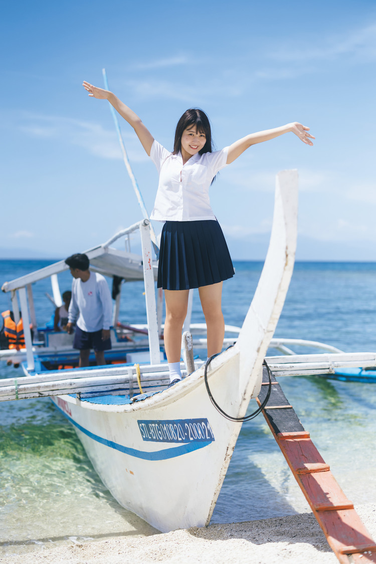 南みゆかの1st写真集『南風』