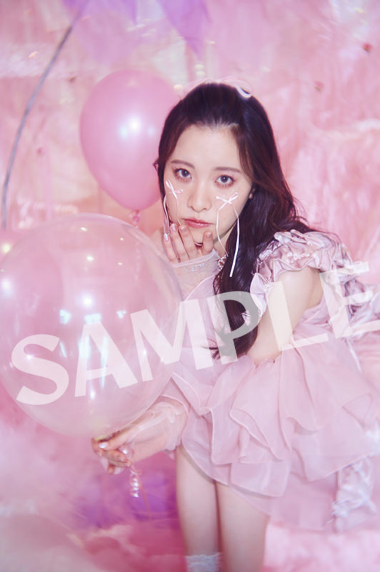 【ゲーマーズオンラインショップ限定ブロマイド】遠野ひかる1st写真集 ハツヨイ