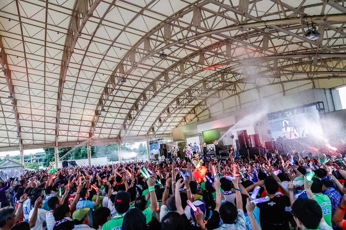 ＜SHACHI SUMMER 2024 〜サマースプラッシュ！やんちゃで自由な真夏の祭典〜＞東武動物公園 イベントステージHOLA!（2024年8月10日）