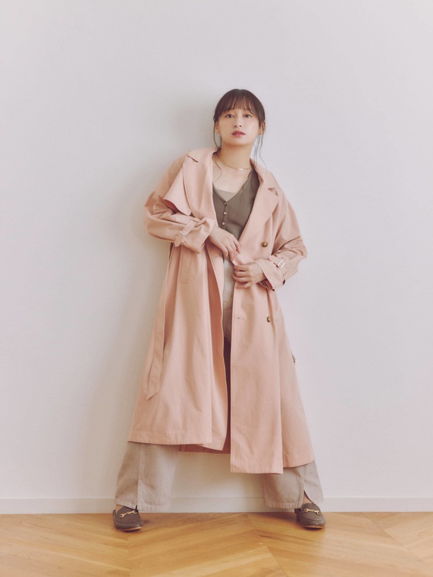 影山優佳『COHINA』2024 Autumn Collection