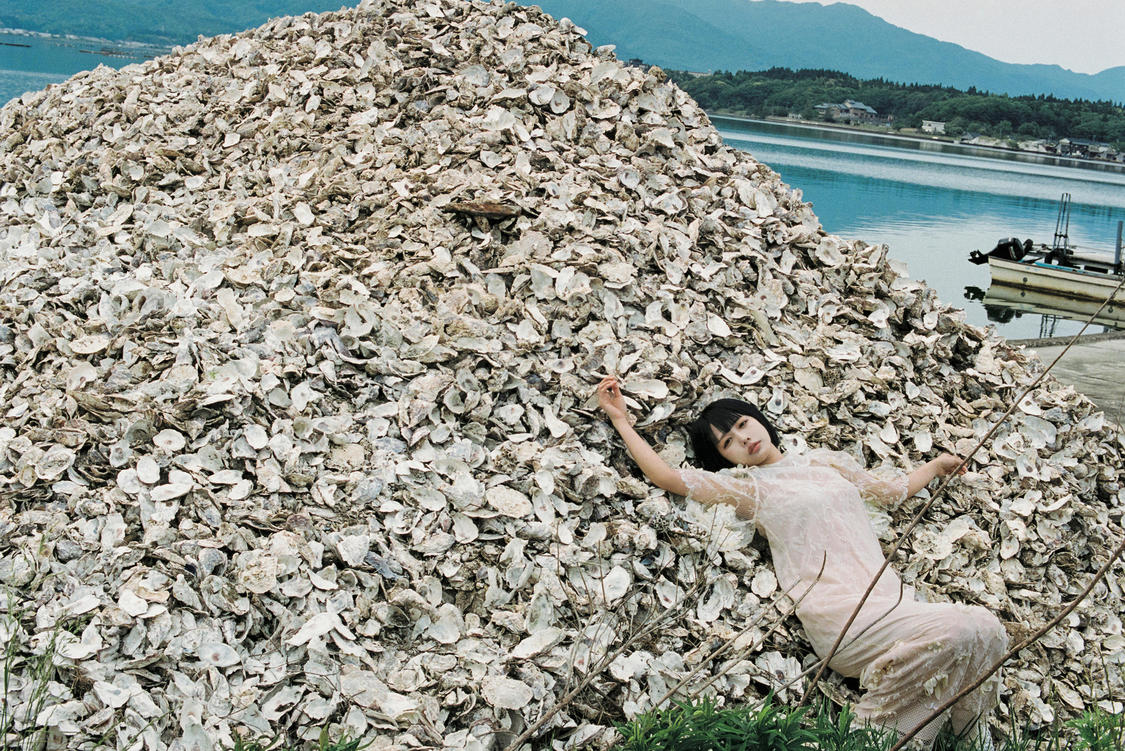 『あの写真集　あの在処』先行カット（撮影：川島小鳥）