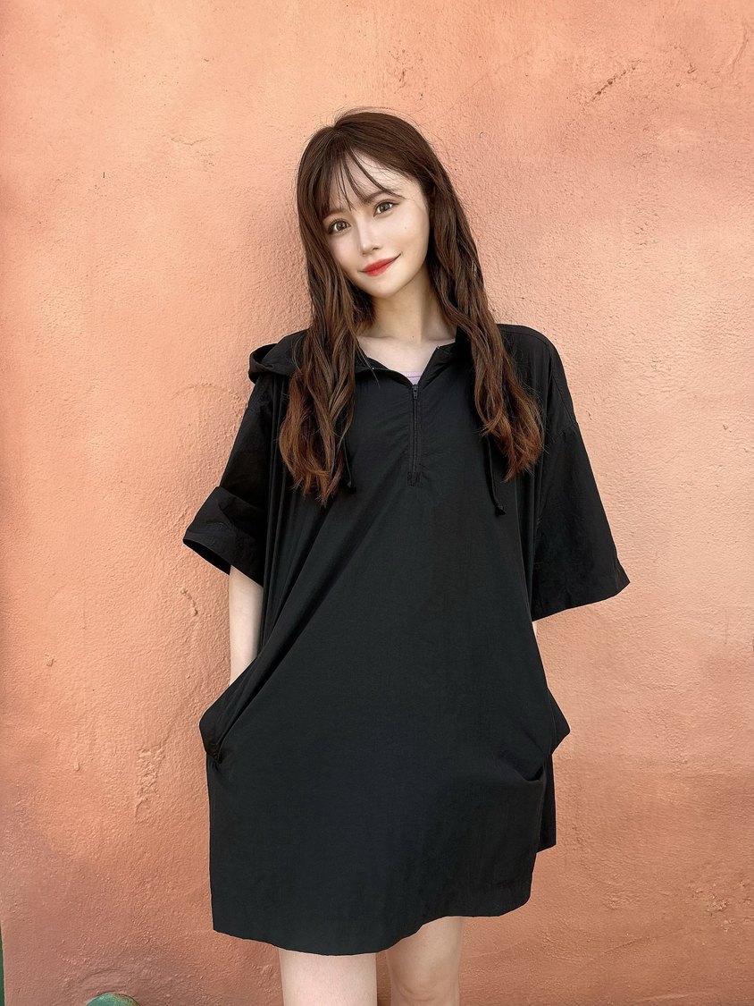 ［ユニセックス］ハーフZipナイロンプルオーバー