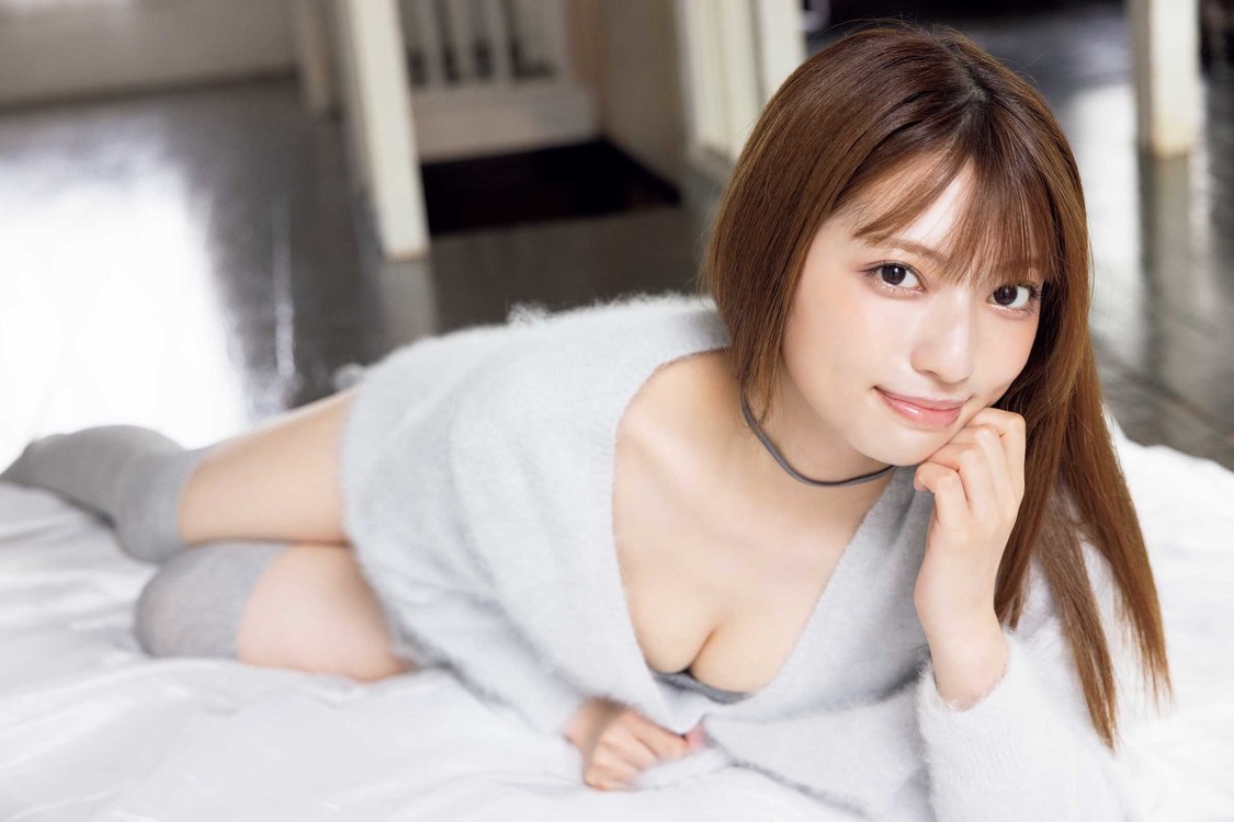 高見奈央『ヤングアニマルWeb』（撮影：中山雅文）