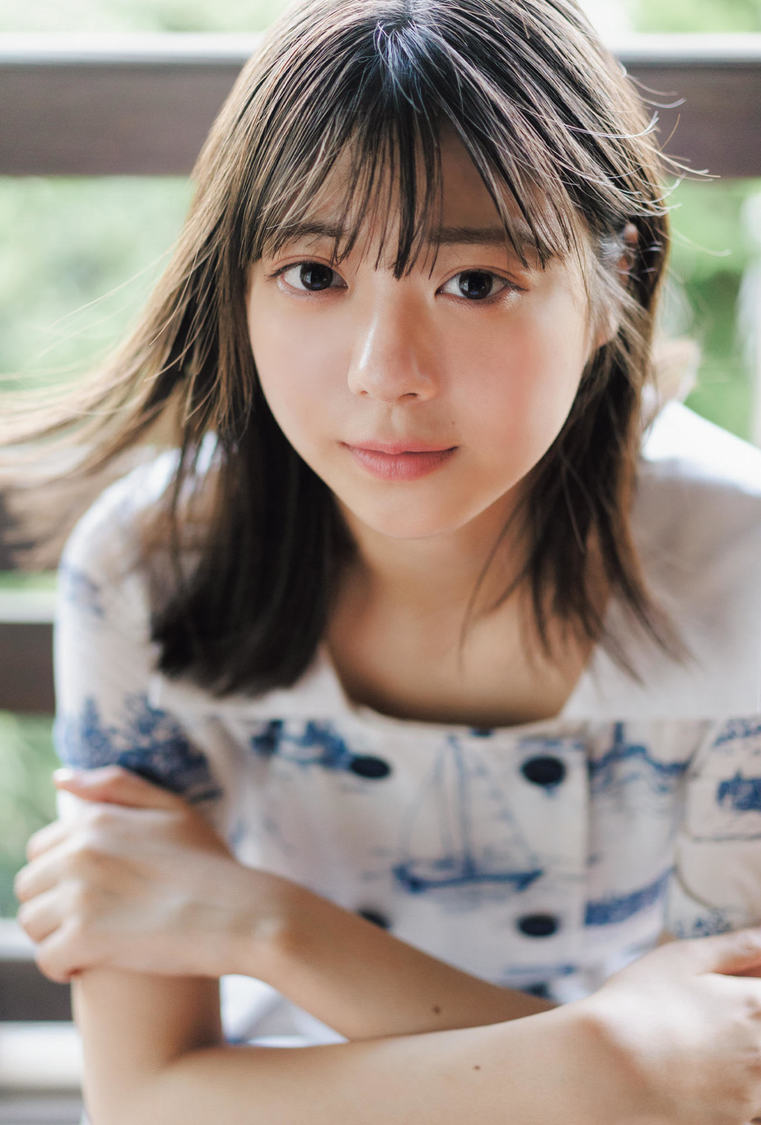 『B.L.T.2024年10月号』セブンネットショッピング購入特典ポストカード【冨里奈央（乃木坂46）】