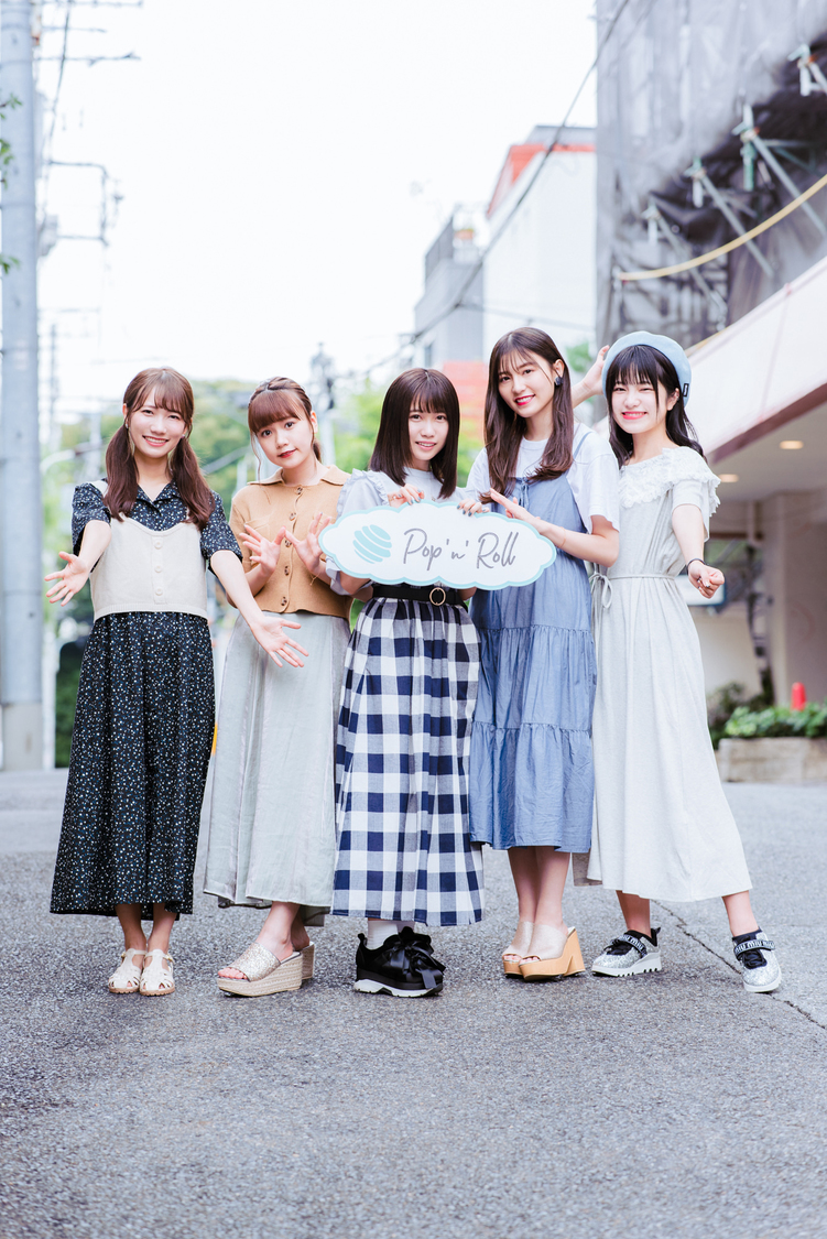 26時のマスカレイド（左から江嶋綾恵梨、大門果琳、来栖りん、吉井美優、森みはる）