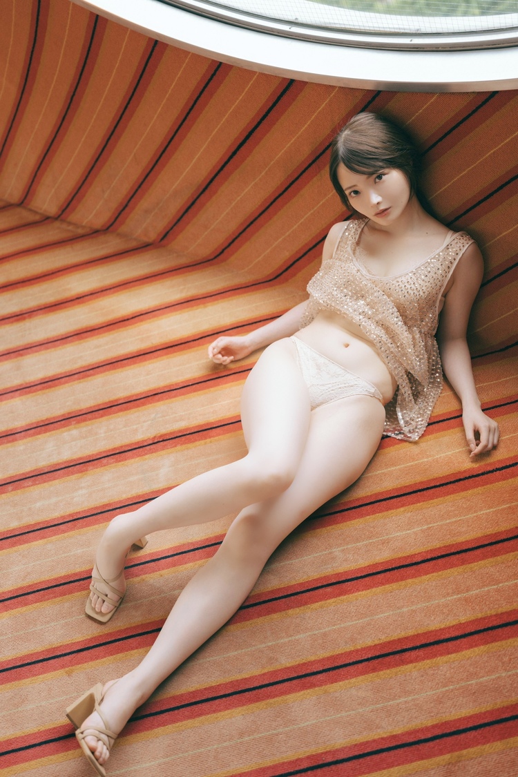 新谷姫加『週刊プレイボーイ』アザーカット（(C)集英社／週刊プレイボーイ／前康輔）