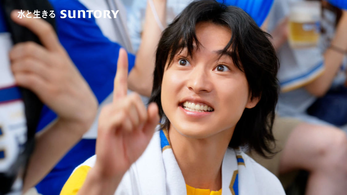 「サントリー生ビール」新TV-CM「球場」篇場面写真