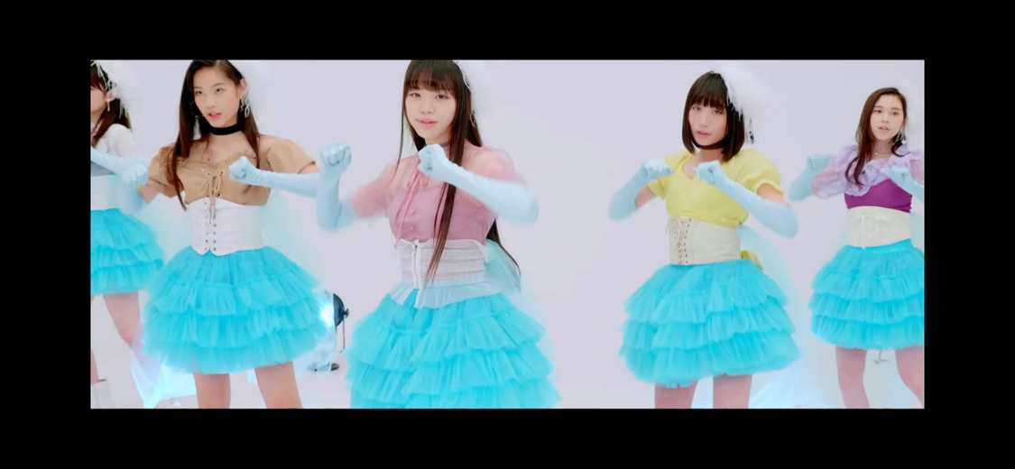 「淋しい熱帯魚」MVカット