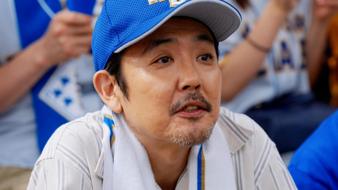 「サントリー生ビール」新TV-CM「球場」篇場面写真