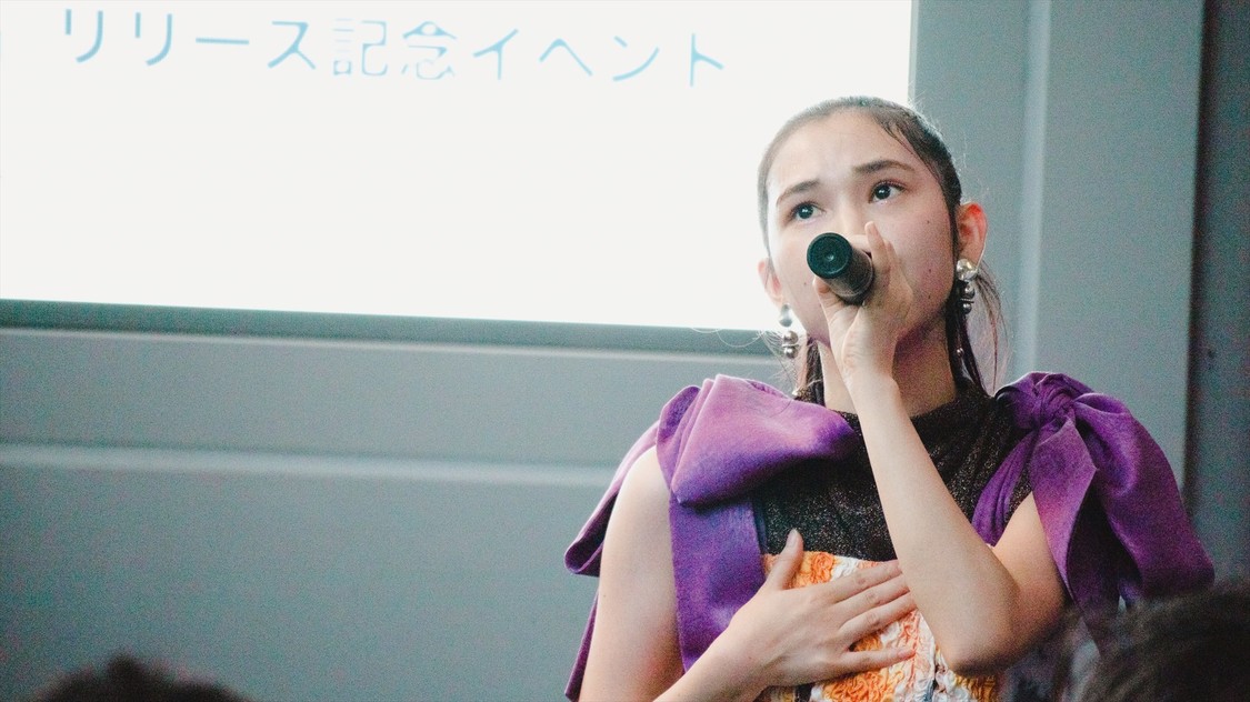 山崎カノン＜「Bubble Hour」＆「Mammamia」リリース記念ミニライブイベント＞サンシャインサカエ グランドキャニオン広場（2024年9月6日／©2024 Zest, Inc. / AMC）