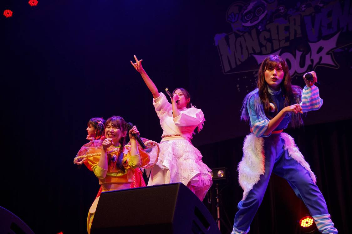 豆柴の大群都内某所 a.k.a. MONSTERIDOL＜MONSTER VENOM TOUR＞神田明神ホール（2024年9月8日）