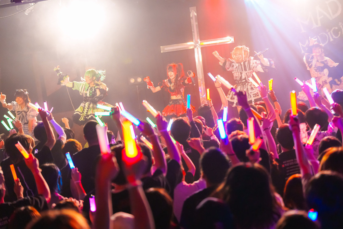 MAD MEDiCiNE＜Digital Mini Album「いちばん幸せな死に方。」東名阪Release Oneman Tour『Merry BAD END』＞下北沢シャングリラ（2024年8月31日）