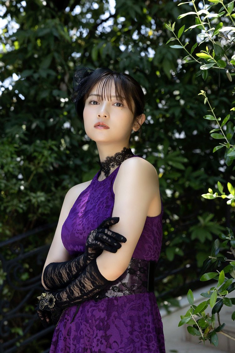 桃月なしこ『ヤングチャンピオン』アザーカット（(C)西條彰仁(秋田書店)）