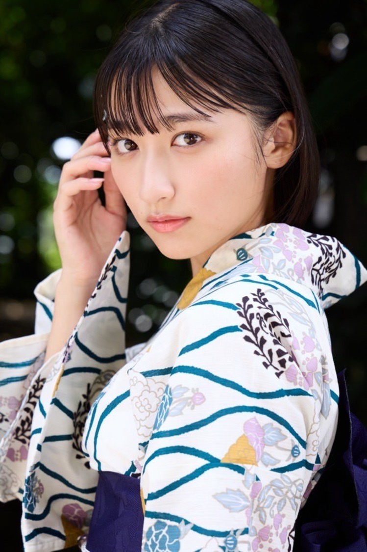 『水野瞳1st写真集』（仮）速報カット