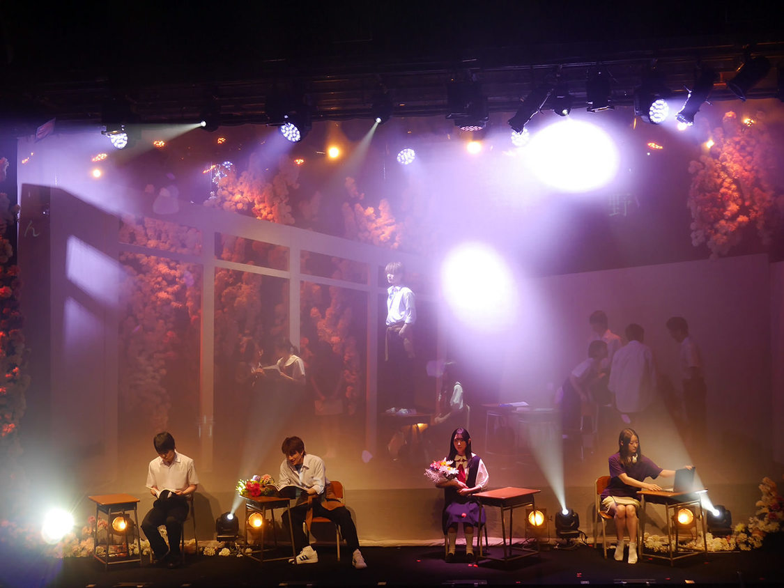 ＜朗読劇『青野くんに触りたいから死にたい』presented by eeo Stage＞（(C)椎名うみ/講談社 ®KODANSHA (C)2024 朗読劇『青野くんに触りたいから死にたい』 /eeo Stage）